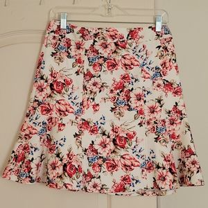 White house black mark Floral skirt nice material!